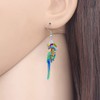 NEWEI arete de acrílico con diseño de loro de guacamayo,