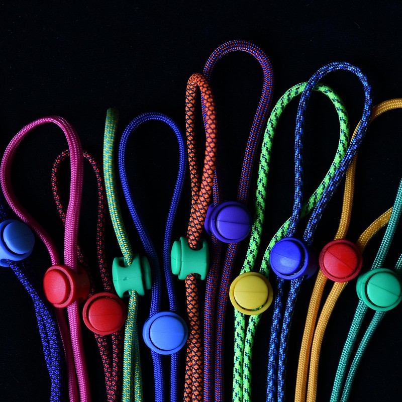 M METERXITY 60 Pack Plastic Spring Cord Locks - Round