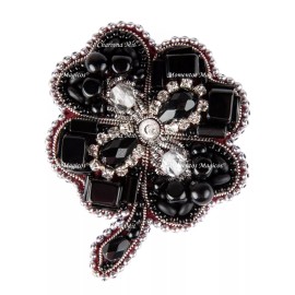 Charivna Mit Crystal Art Beadwork kit for creating brooch BP-319C Four-leafed