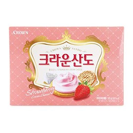 Crown Biscuit Sando Strawberry, 5.6 Ounce