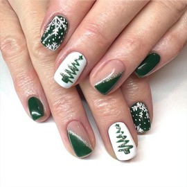 24Pcs Christmas Press on Nails Short Square Green Fake Nails with Christmas Tree Snowflake Designs Bevel French Nails Press ons Acrylic Nails Winter Nails Glitter Glue on Nails for Women DIY