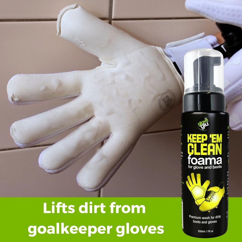 gloveglu Keep 'Em Clean Foama for Goalkeeper Gloves and Football