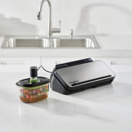 FoodSaver FFC022X Preserve & Marinate Vacuum Container | Airtight BPA Free Food Container | Leak-Proof | Dishwasher Safe | 1.2L, Clear/Black