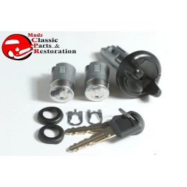 95-97 Chevy GMC Fullsize Truck Ignition & Door Lock Set Automatic Trans Only