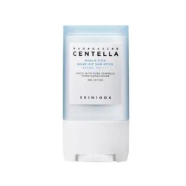 Skin1004 스킨1004 마다가스카르 센텔라 히알루 시카 실키핏 선 스틱 20g(SPF50+) 1개 Skin1004 Madagascar Centella Hyalu Cica Silky Fit Sunstick 20g (SPF50+) 1 Piece