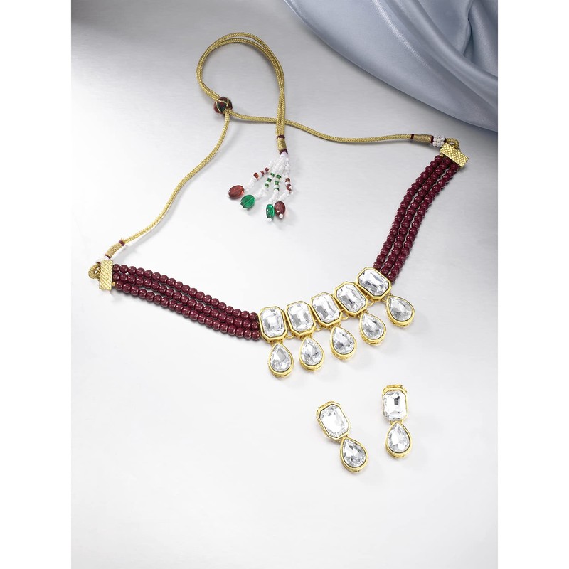 Aheli Crystal Pearl Collar de gargantilla nupcial étnica con aretes