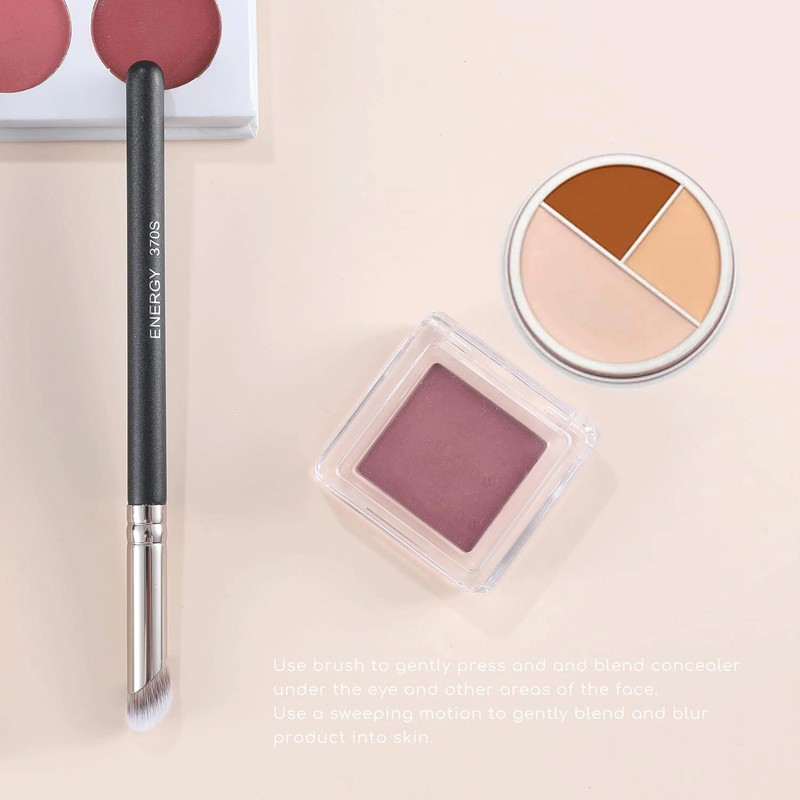 ENERGY Angled Concealer Brush Under Eye Dense Mini Eyeshadow Brush