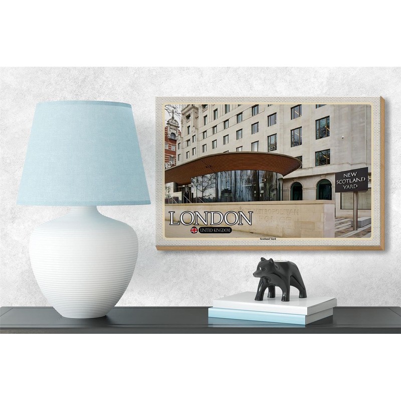 Wooden Sign Cities London Scotland Yard UK 18x12cm Gifts Sign