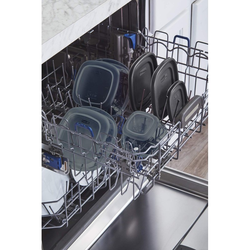 Rubbermaid EasyFindLids Food Storage Containers with SilverShield Antimicrobial Protection, 42-Piece