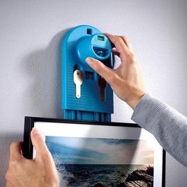 Picture Hanging DIY Tool – Compact Centring & Levelling System with Removable Spirit Level, Push Pin, Magnetic Keys & 75 Piece Accessory Kit – Measures H22.5 x W11 x D5.5cm