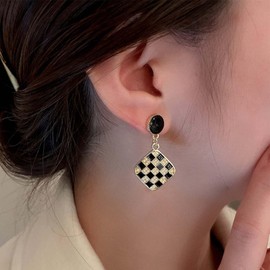 Yienate Acrylic Geometric Square Grid Drop Earrings Black White Squares Checked Race Earrings Instructions Striped Checked Dangle Earrings Checked Flag Earrings Jewellery for Women, Zinc, No Gemstone