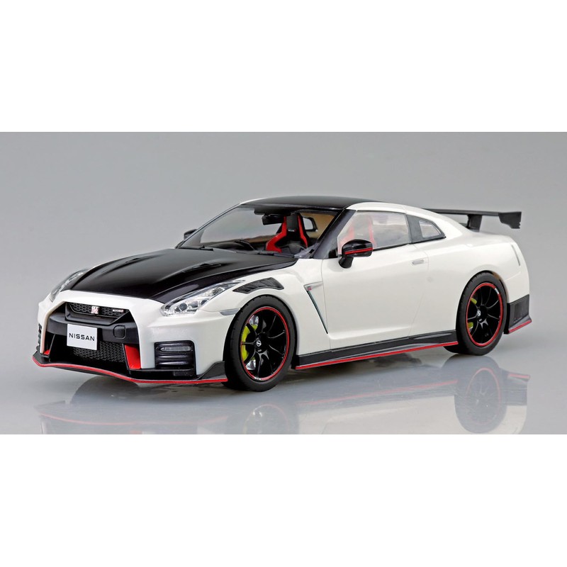 Aoshima Bunka Kyozai 1/24 Raku Plastic Snap Car Series No.02-BW