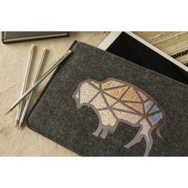 Cricut Holographic Iron On | Cobalt | 61cm (24") | Heat Transfer Vinyl Roll (HTV) | For use with all Cricut Cutting Machines