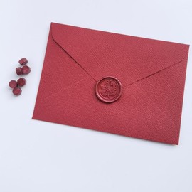 Moorlando 600pcs Sealing Wax Beads for Wax Seal Stamp, Perfect for Gift Sealing, Letter Sealing, Crafting Projects, Invitations Cards Sealing, Envelopes Sealing (Burgundy)