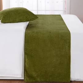 AMBERIS Bed Runner Green, Chenille Soft No Fading Modern Bed Scarf