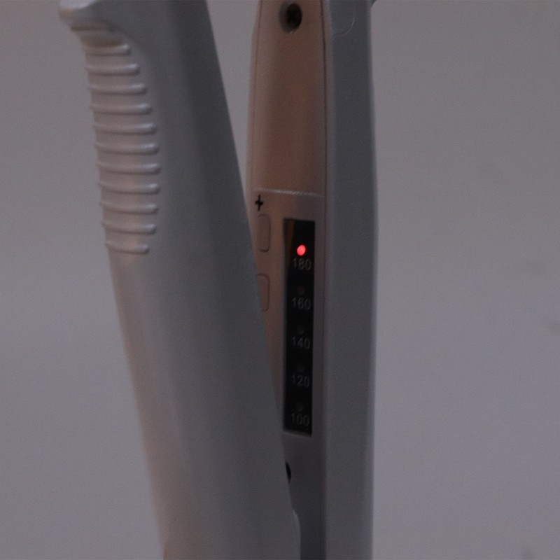 Hair Roots Lifting Straightener Constant Temperature Ceramic Panel Hair Straightening