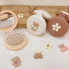 Hand mirror mini comb portable bear folding brush set - white / 손거울 미니 빗 휴대용 곰돌이 폴딩 브러쉬 세트 - 화이트