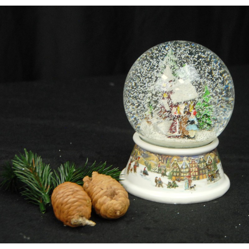 Nostalgie-Schneekugel Romantischer Winterspaziergang Spieluhr Winter Wonderland 10cm Durchmesser * 20224