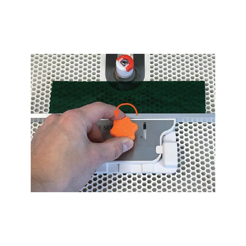 Techniglass The Set - Straight Edge Guide for The Grinder