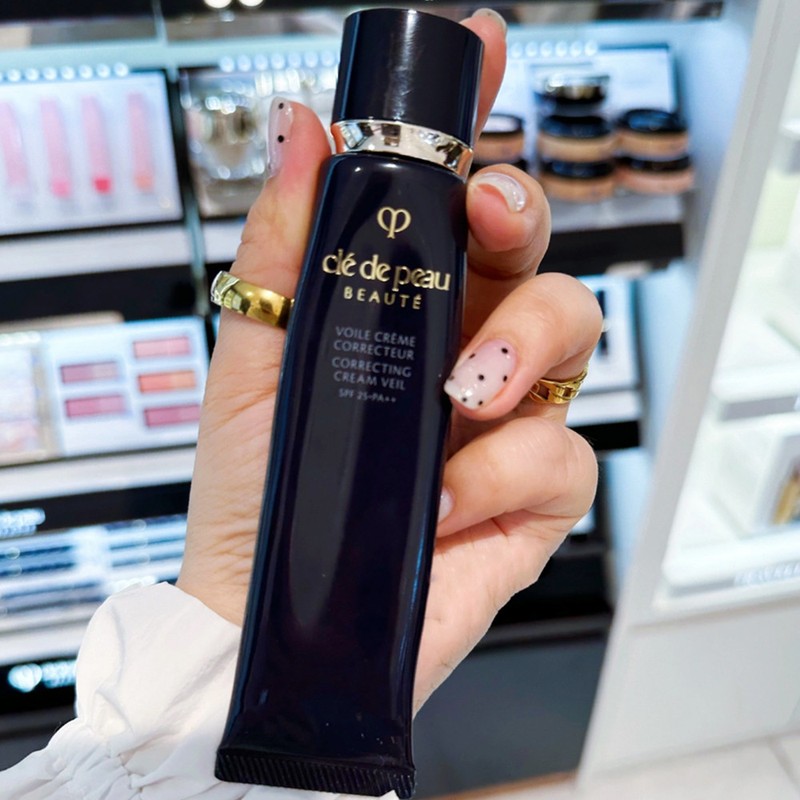 Clé de Peau Beaute Cle de Peau Beauté Correcting Cream