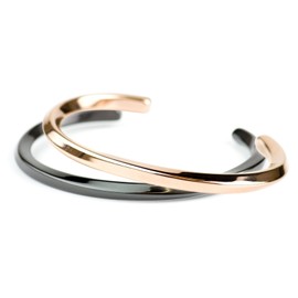 Verita. Pair Bangle, Titanium, Hypoallergenic, Black & Gold, Men's & Women's, Ideal for Anniversary, Birthday, Christmas, Gift, With Exclusive Box, 2-piece Set