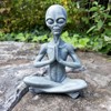 CHBDJY Yoga Alien Statue, Sci-fi Outer Space UFO Alien Figure,