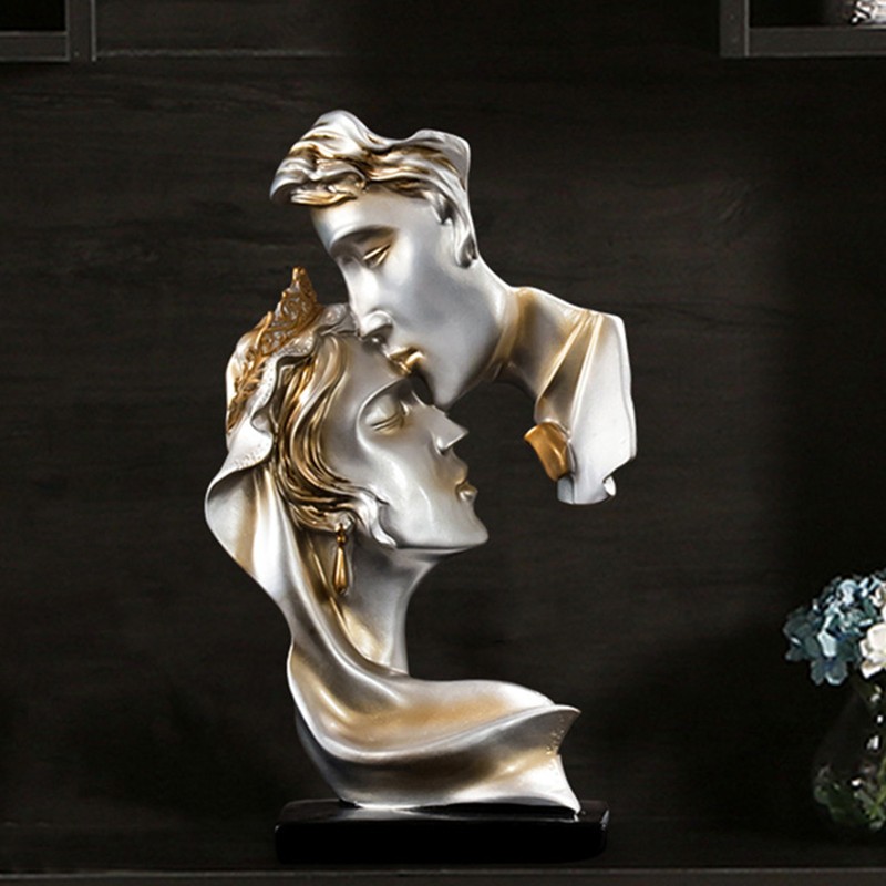 Couples Kiss Sculpture Exquisite Decorative Resin Kissing Lover Figurine Home