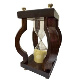 MJOLINR Nautical Wooden Hourglass Sand Timer with Chess Board Base – Vintage Brass & Wood Decor, 5-Minute Timer, Nautical Maritime Collectible for Home, Office & Gift