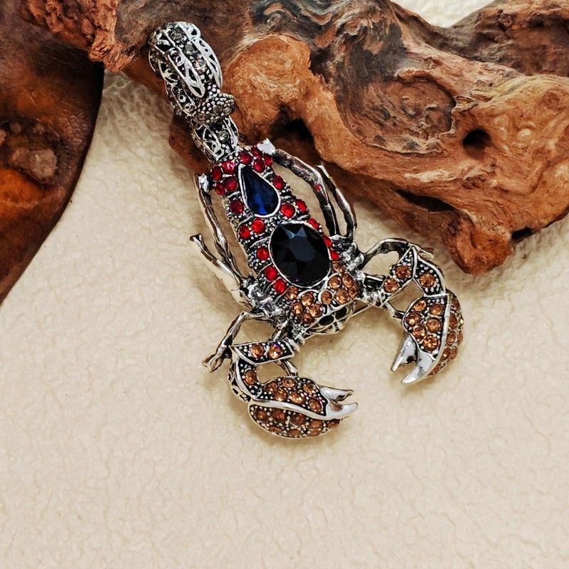 KINMOT Steampunk Silver-tone Red Blue Crystal Scorpion Brooch with Bend