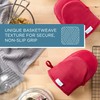 TOWN & COUNTRY BASICS Basketweave Soft Silicone Mini Oven Mitt