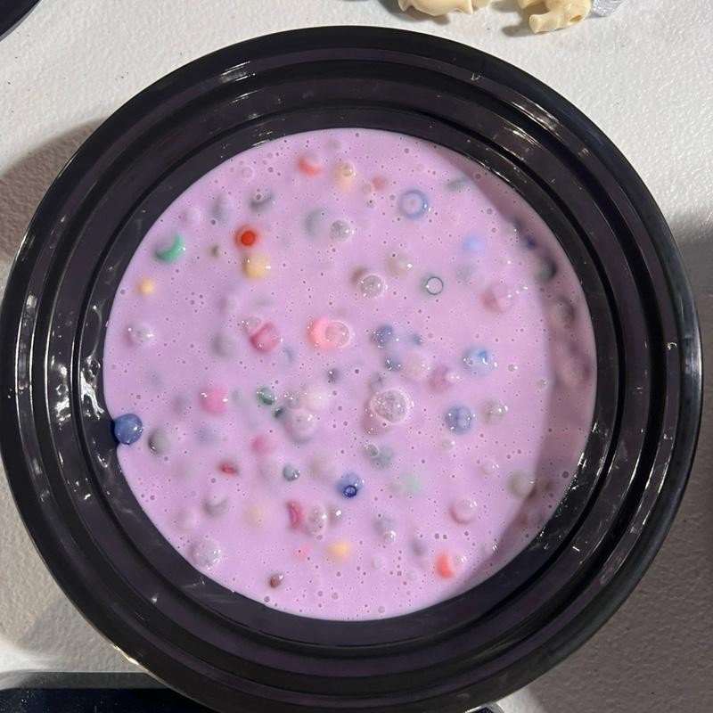 REMELTABLE Picking Pals Circles filled with beads Acrylic:_Large White Circle