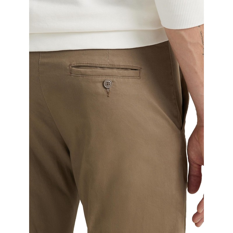 Lee Men's Extreme Comfort Khaki Casual Pants, Wood Spice, 38W
