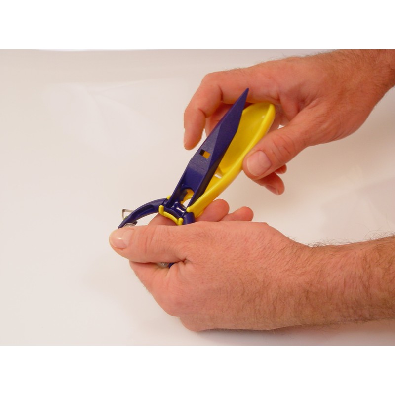 Garnish Peeler / Vegetable Peeler - Yellow/Blue (Yellow/Blue)