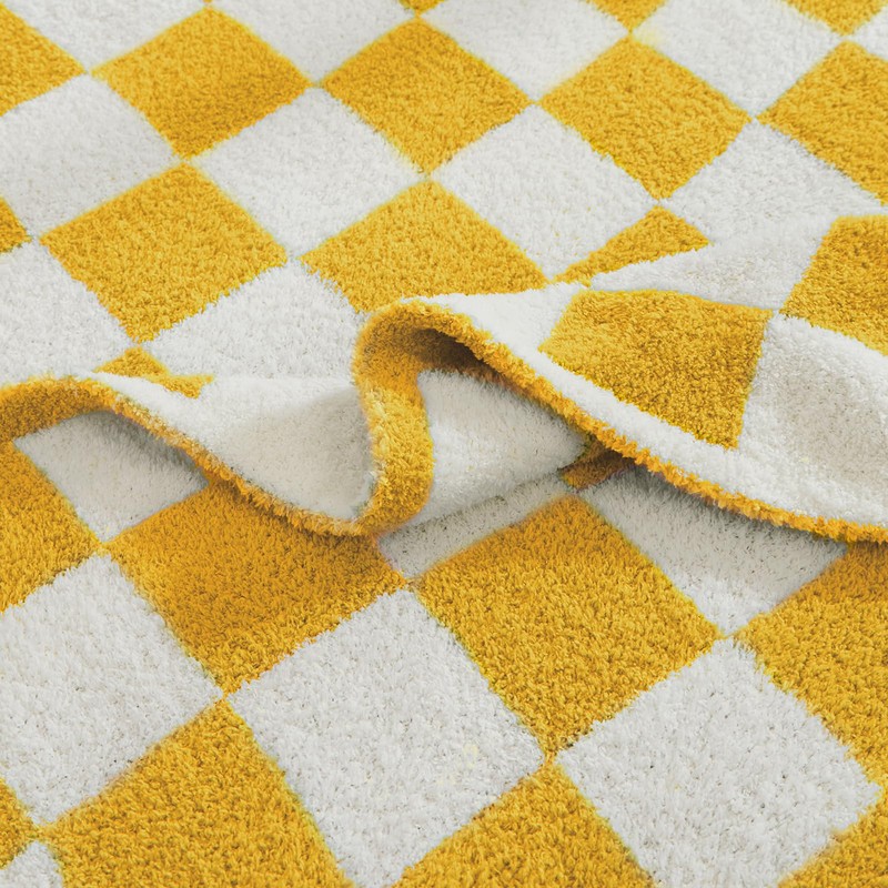 WRENSONGE Checkered Throw Blanket, Yellow Microfiber Soft Cozy Fluffy Warm