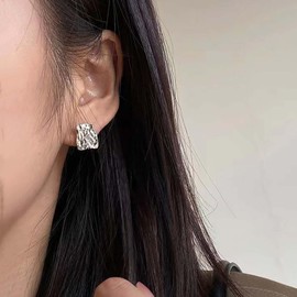 Inateannal Irregular Square Drop Earrings Hammered Square Dangle Earrings Silver Rectangle Stud Earrings Geometric Square Statement Earrings Jewelry for Women