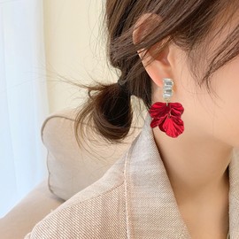 YISXVD Vintage Petal Stud Earrings for Women Crystal Rose Flower Floral Drop Dangle Earrings Party Wedding Jewelry, Large, Metal, No Gemstone