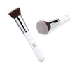 T4B ILU 101 Flat Top Kabuki Foundation Brush