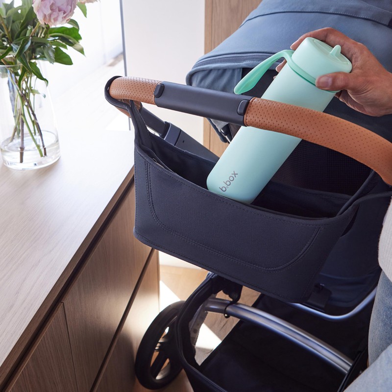 b.box [24.2 fl oz (690 ml) Insulated Flip Top Bottle]