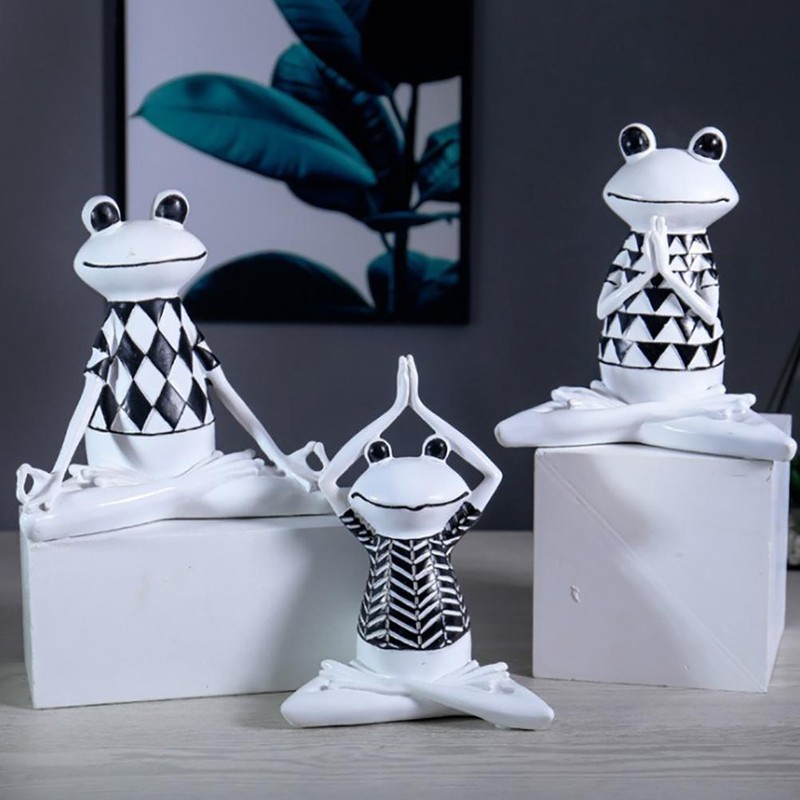 Meditation Frog Statue Resin Frog Sculpture Animal Yoga Statue for