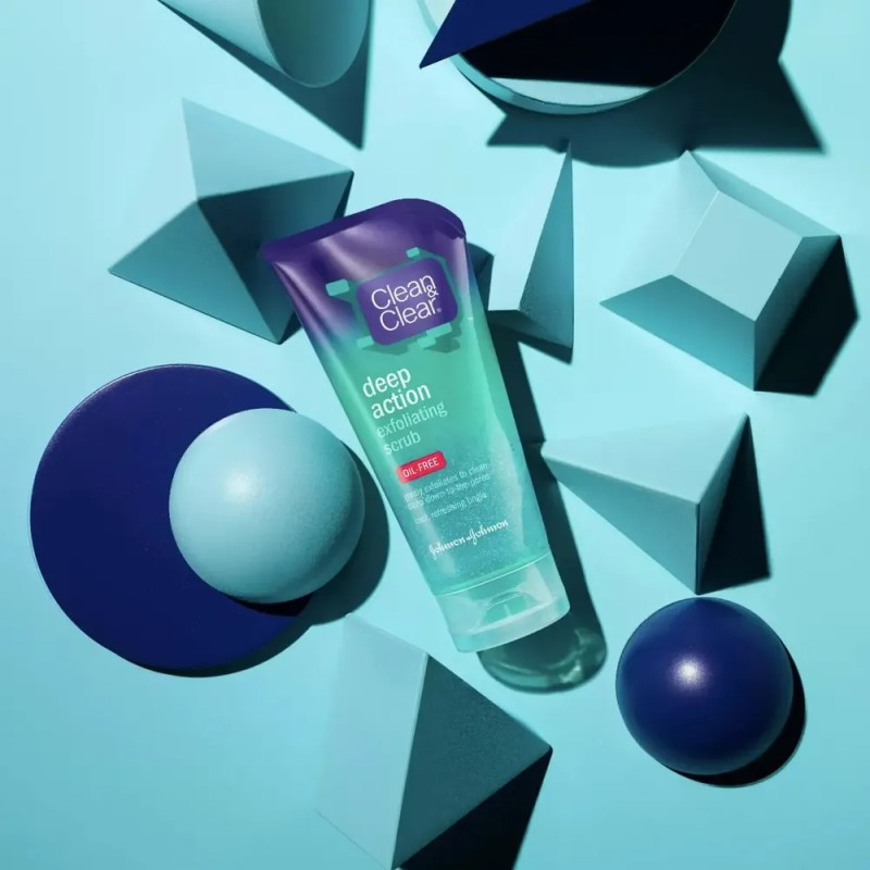 Exfoliante Facial Clean & Clear Deep Action Sin Aceite Hipoalergénico