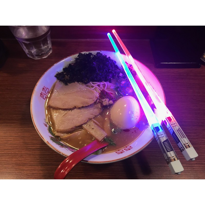 SaberStix LED Light Up Lightsaber Chopsticks - 4 Pairs, Red