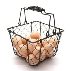 CVHOMEDECO. Square Chicken Wire Egg Basket Fruit Basket with Swing Handles Primitives Vintage Gathering Basket. Rusty