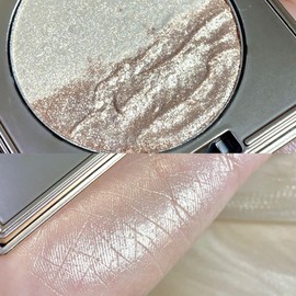 KARLOR 2-in-1 Highlighter Powder, Champagne & Diamond Highlighter Palette Make Up Highlighter Face Highlighter Nose Cheek Neck Glitter Eyeshadow Shimmer Pearl Highlighter Sparkly (01)
