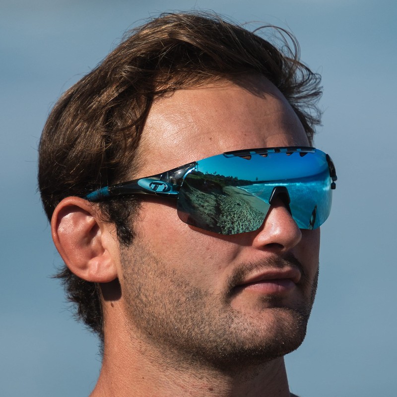 Tifosi Sledge Lite Interchangeable Lens Sunglasses: Versatile, lightweight with multiple
