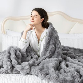 OMERAI Faux Fur Throw Blanket for Couch, Soft Fleece Blanket Twin, Thick and Warm Bubble Fuzzy Throw Blankets for Bed, Cozy Plush Reversible Throw Blanket, Luxury Decorative Grey Throw Blanket, 60x80