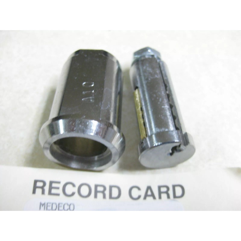 Medeco Lock Cylinder - No Keys - Vending Machine? K105