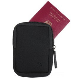honju Passport Cover Black (Neoprene Protective Cover for Passport with 125 x 91 mm, Case with Zip & Space for ID, Boarding Pass & Travel Documents, Travel Organiser for Men and Women)