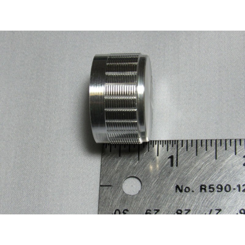 Russound Silver Knob & Almond Decora Wall Plate for 6mm