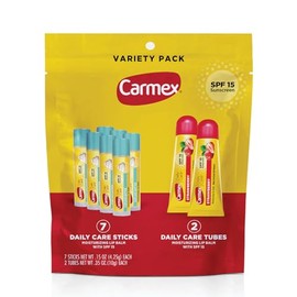 Carmex Paquete de bálsamo labial de cuidado diario hidratante, SPF 15, paquete de variedad de sabores fresa y masa de cupcake, 9 unidades (7 barras, 2 tubos)