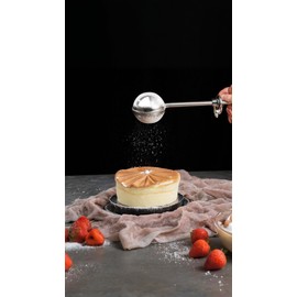 One-Handed 304 Stainless Steel Flour Duster - Effortless Baking, Even Dusting, Elegant Kitchen Gift, Easy Flour Sifter Alternative